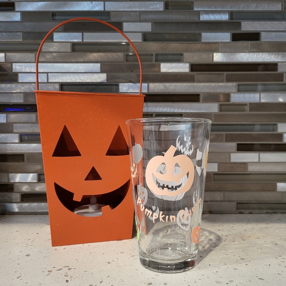Pumpkin Queen Glow in the Dark Glass